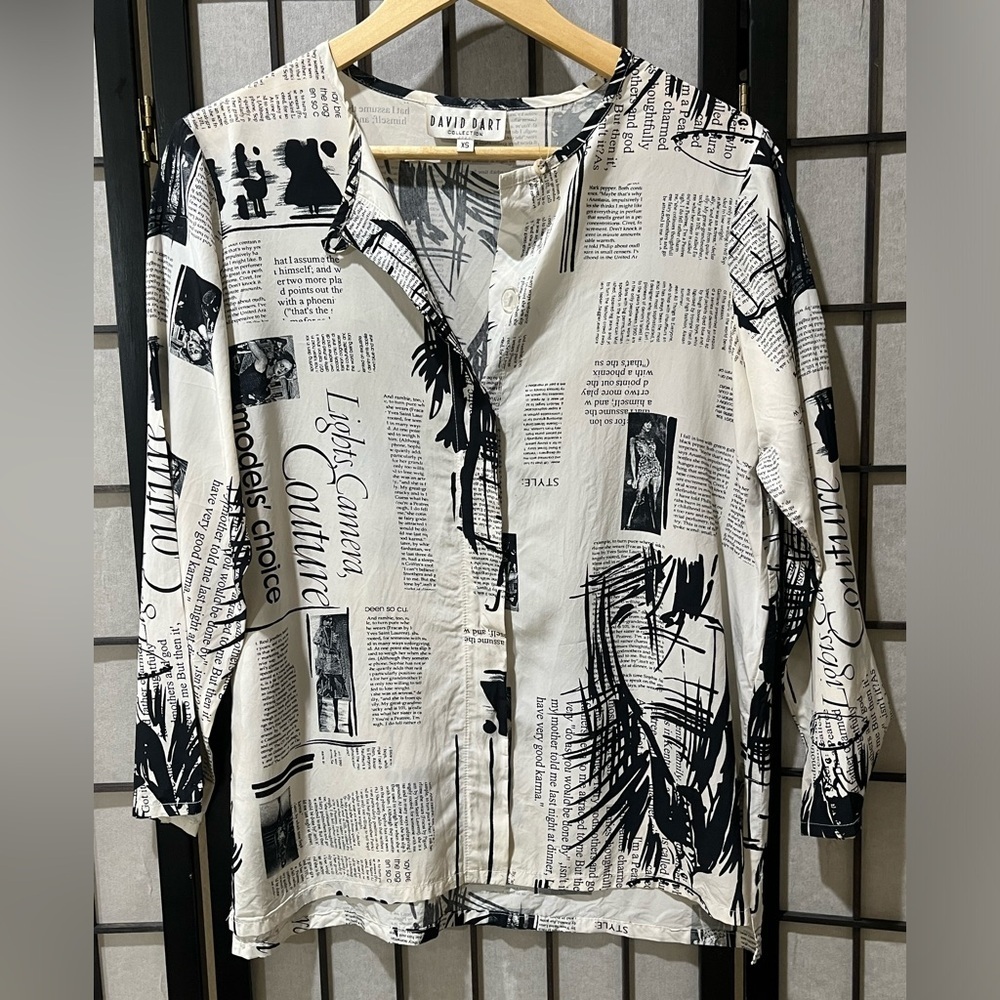 David Dart VINTAGE Black & White Newspaper Print Button-Up Shirt SIZE XS